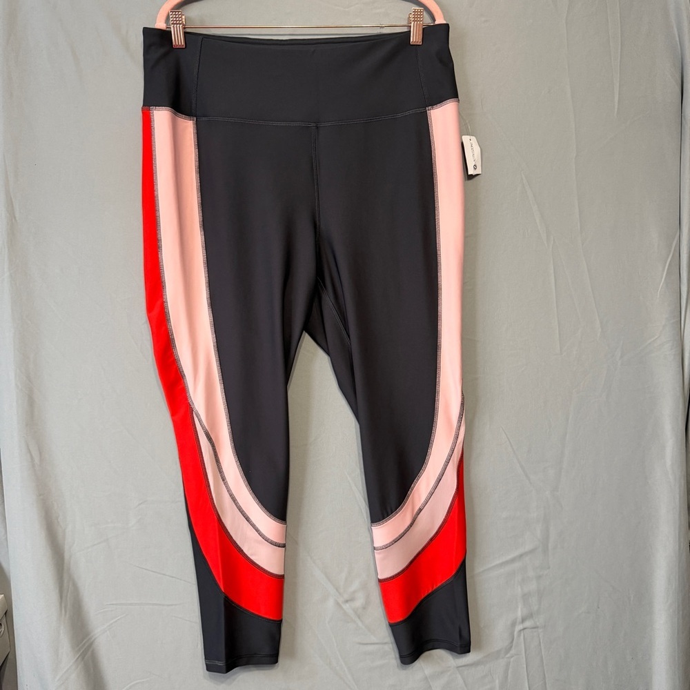 Penningtons Activezone Womens Colourblock Cropped Leggings Size 1X Yoga Gym NWT